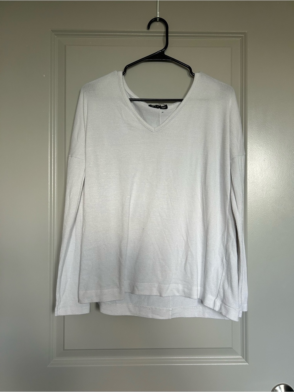 rag & bone White V-Neck Long Sleeve Top